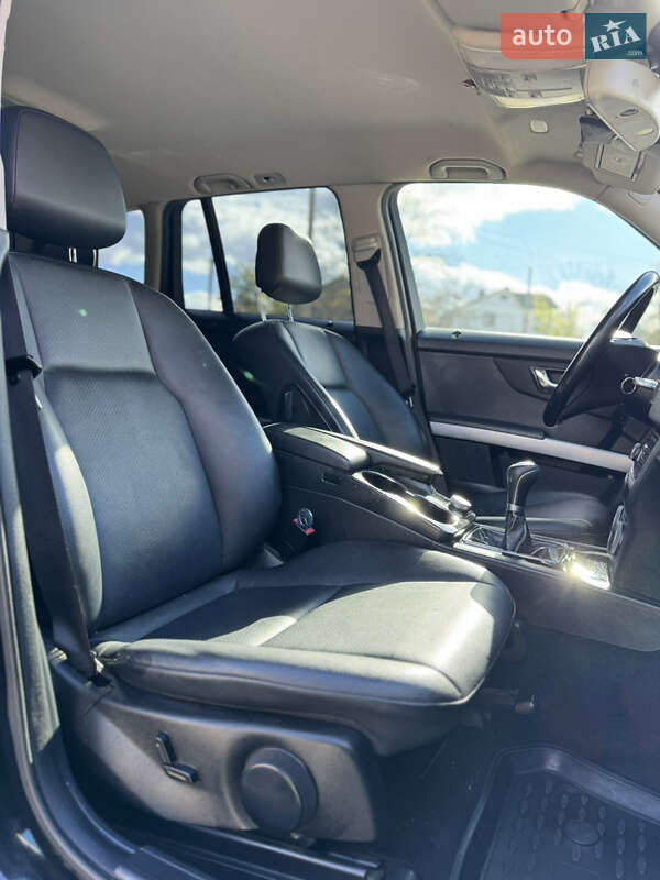 Внедорожник / Кроссовер Mercedes-Benz GLK-Class 2011 в Черновцах