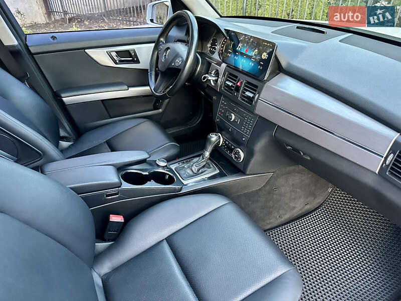 Позашляховик / Кросовер Mercedes-Benz GLK-Class 2010 в Кропивницькому фото 18 Позашляховик / Кросовер Mercedes-Benz GLK-Class 2010 в Кропивницькому