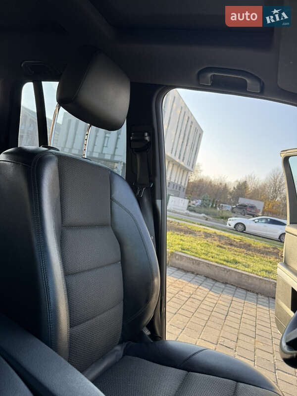 Позашляховик / Кросовер Mercedes-Benz GLK-Class 2010 в Львові фото 51 Позашляховик / Кросовер Mercedes-Benz GLK-Class 2010 в Львові