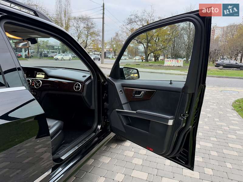 Позашляховик / Кросовер Mercedes-Benz GLK-Class 2013 в Одесі фото 43 Позашляховик / Кросовер Mercedes-Benz GLK-Class 2013 в Одесі
