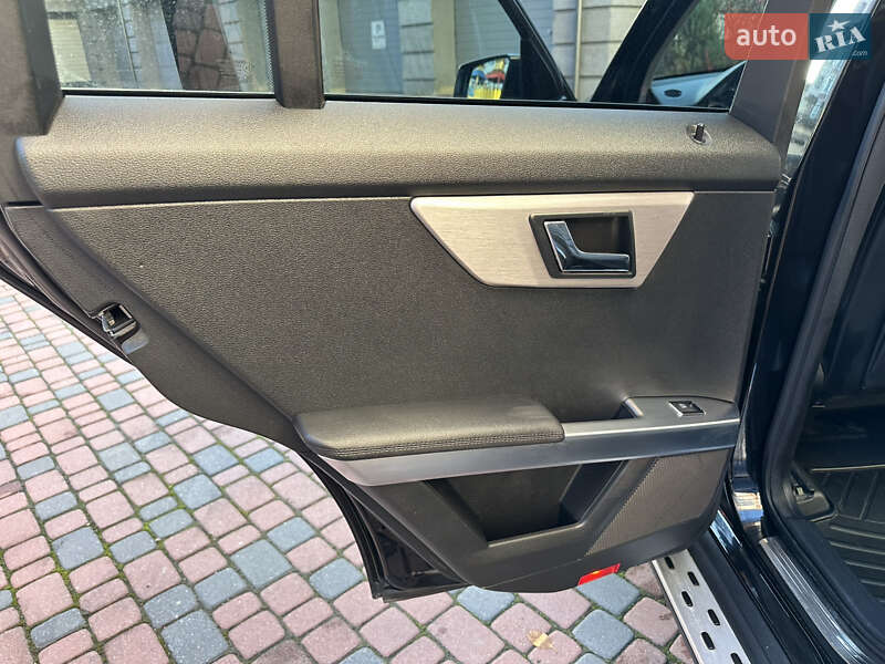 Позашляховик / Кросовер Mercedes-Benz GLK-Class 2011 в Івано-Франківську