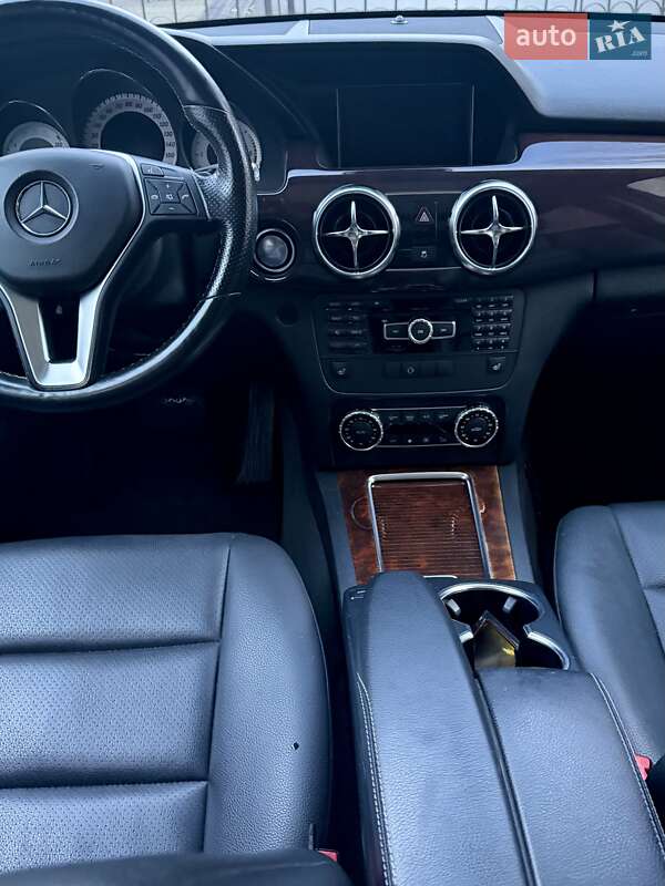 Позашляховик / Кросовер Mercedes-Benz GLK-Class 2014 в Києві