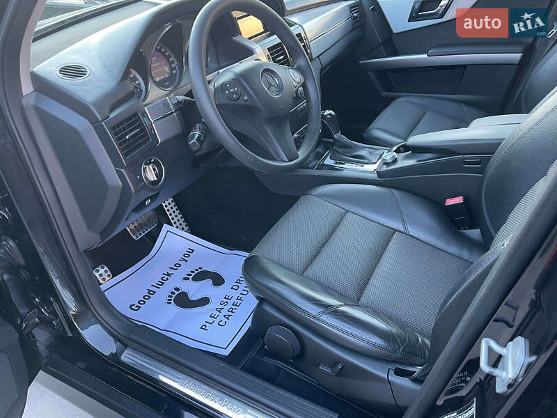 Внедорожник / Кроссовер Mercedes-Benz GLK-Class 2011 в Ровно