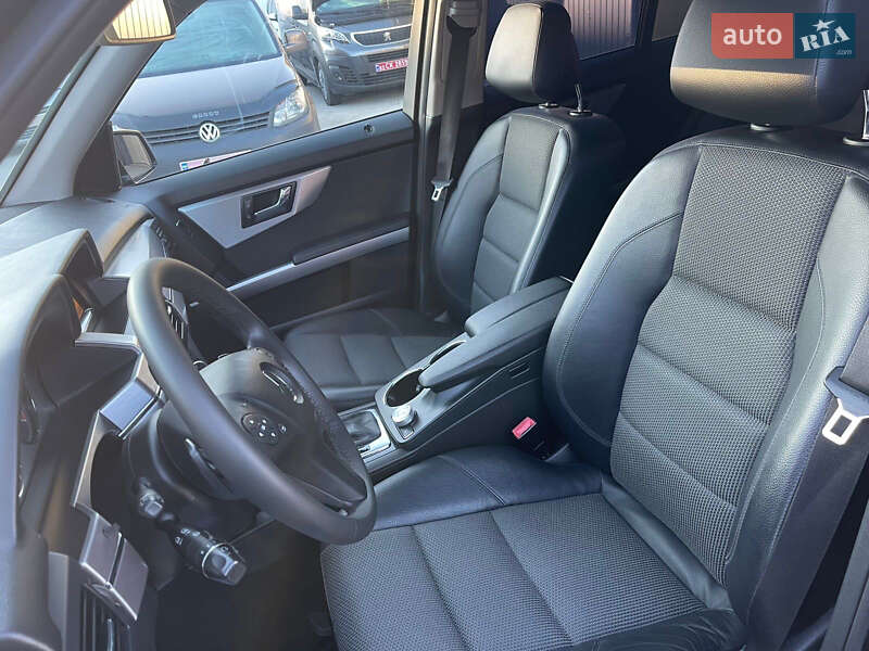 Внедорожник / Кроссовер Mercedes-Benz GLK-Class 2011 в Ровно