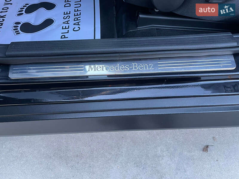 Внедорожник / Кроссовер Mercedes-Benz GLK-Class 2011 в Ровно