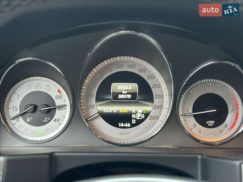 Внедорожник / Кроссовер Mercedes-Benz GLK-Class 2012 в Киеве