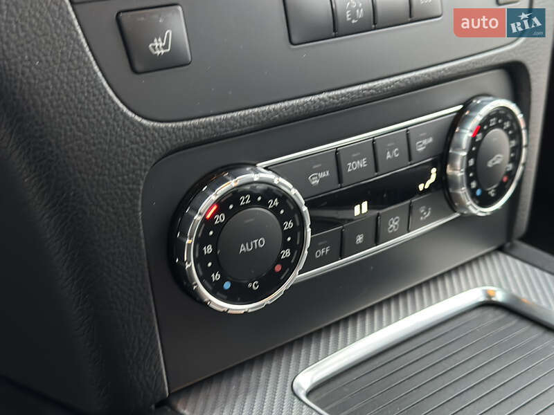 Внедорожник / Кроссовер Mercedes-Benz GLK-Class 2012 в Киеве