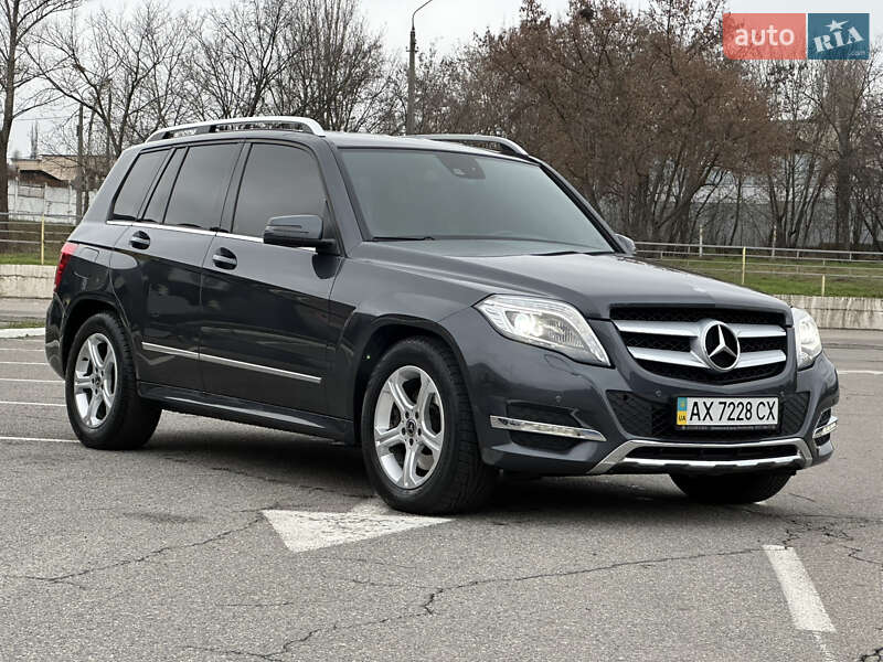Внедорожник / Кроссовер Mercedes-Benz GLK-Class 2012 в Киеве