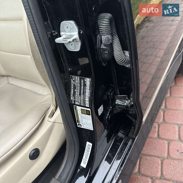 Внедорожник / Кроссовер Mercedes-Benz GLK-Class 2013 в Ровно