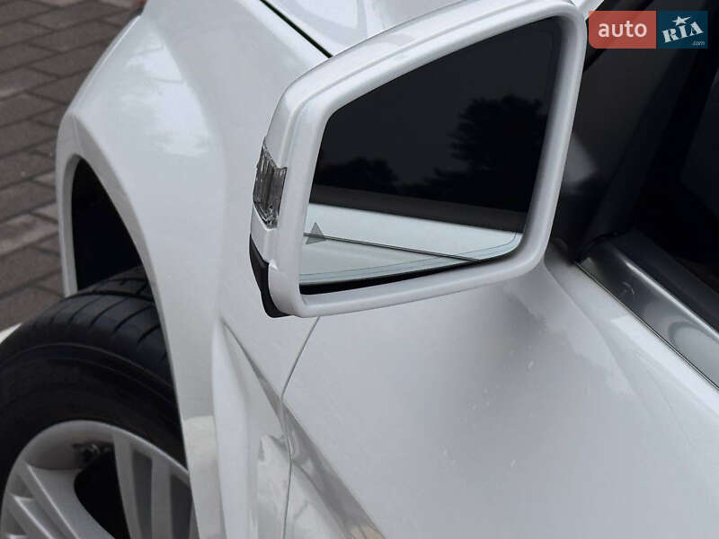 Позашляховик / Кросовер Mercedes-Benz GLK-Class 2014 в Києві