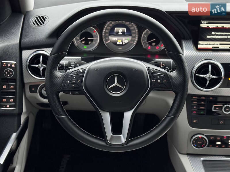Позашляховик / Кросовер Mercedes-Benz GLK-Class 2014 в Києві