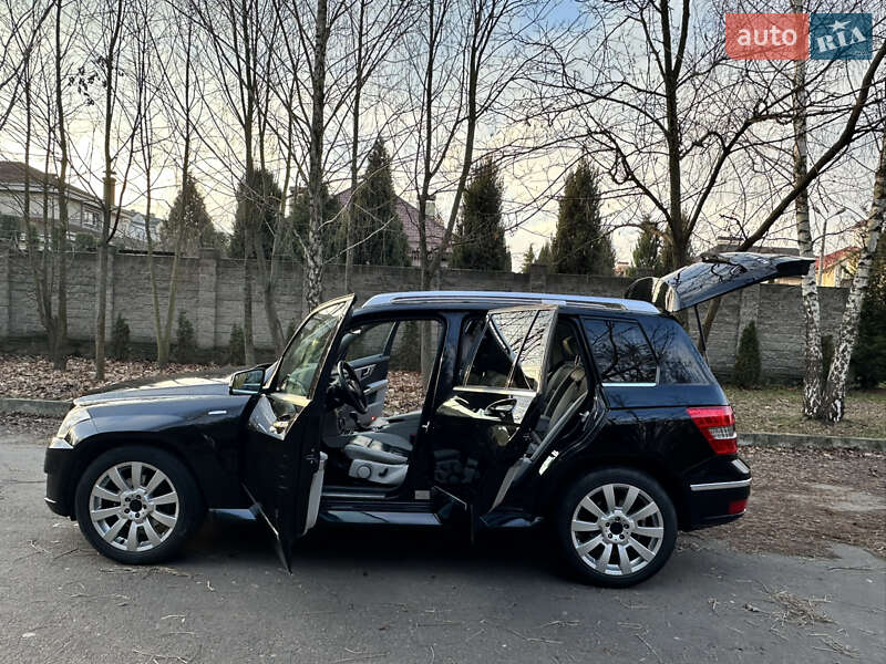 Внедорожник / Кроссовер Mercedes-Benz GLK-Class 2010 в Ровно