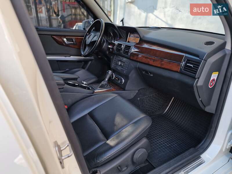 Позашляховик / Кросовер Mercedes-Benz GLK-Class 2011 в Одесі