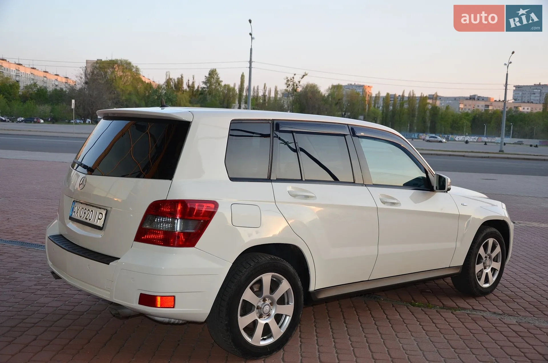 2010 Mercedes-Benz GLK-klasse - мініатюра 6