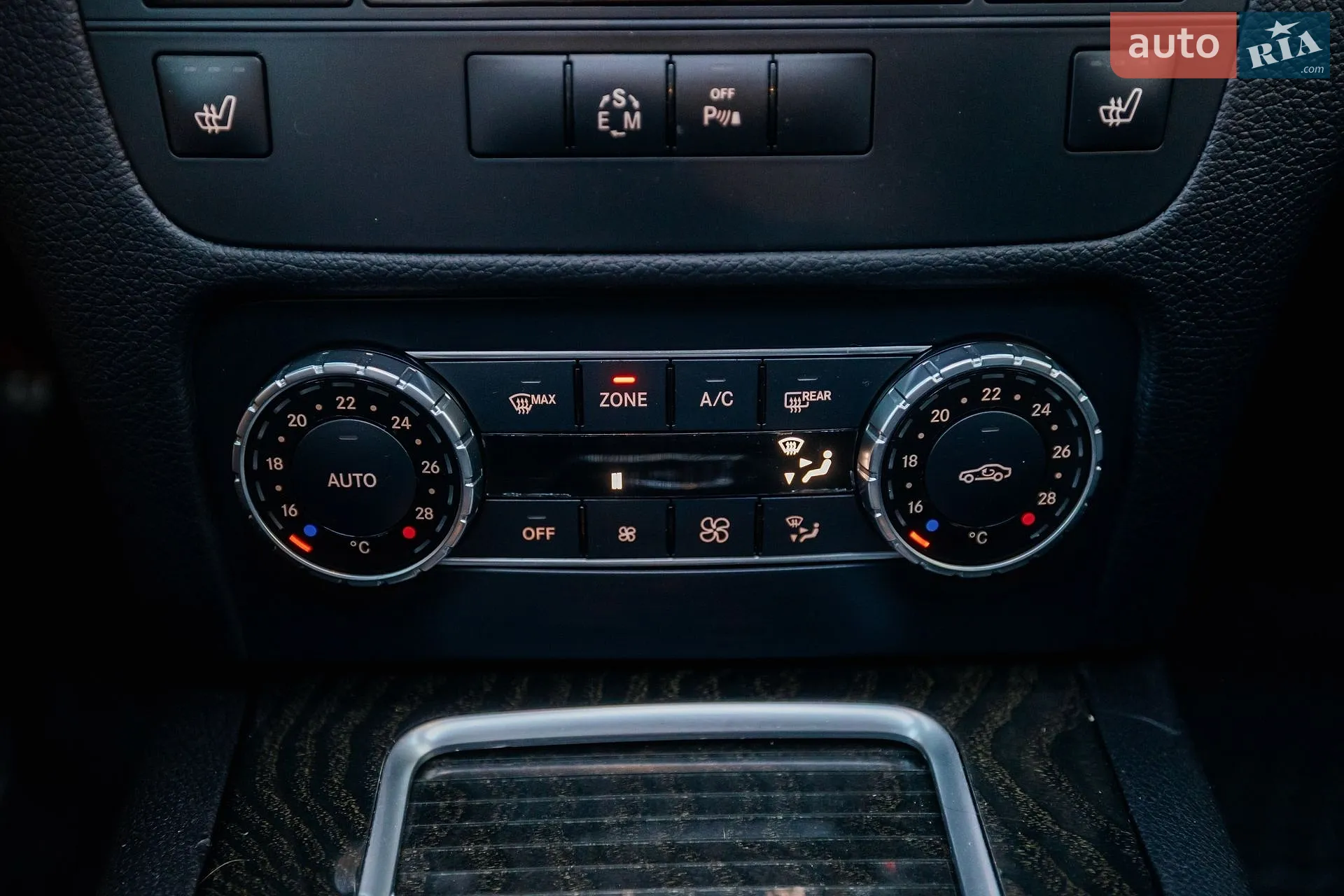 2015 Mercedes-Benz GLK-klasse - мініатюра 60