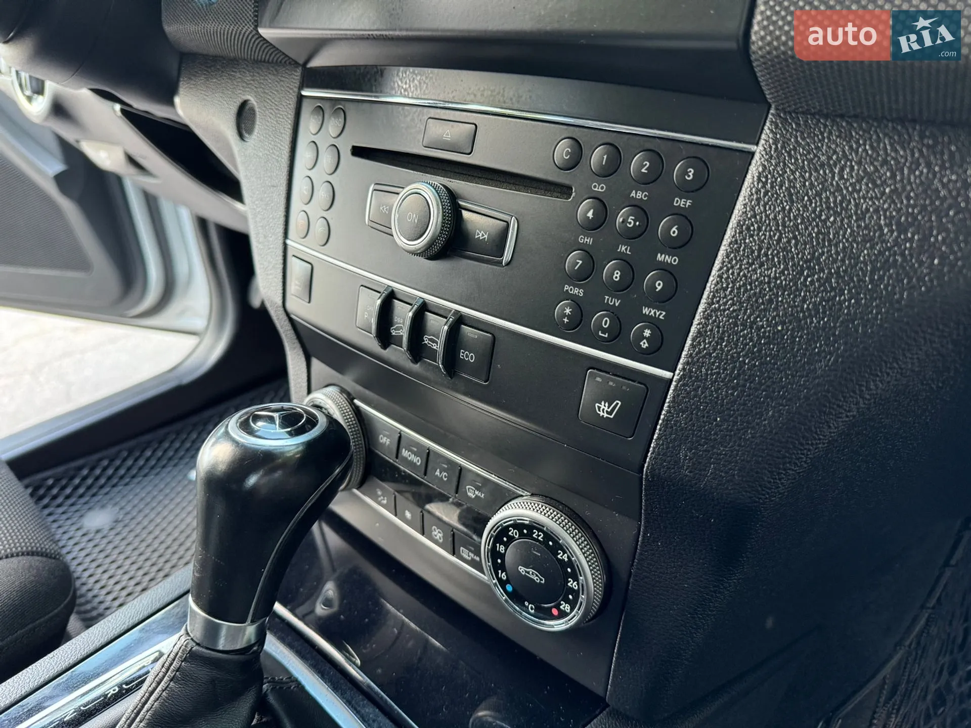 2011 Mercedes-Benz GLK-klasse - мініатюра 39
