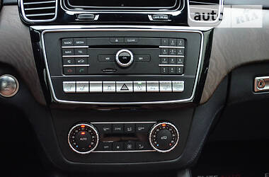 Позашляховик / Кросовер Mercedes-Benz GLS-Class 2016 в 