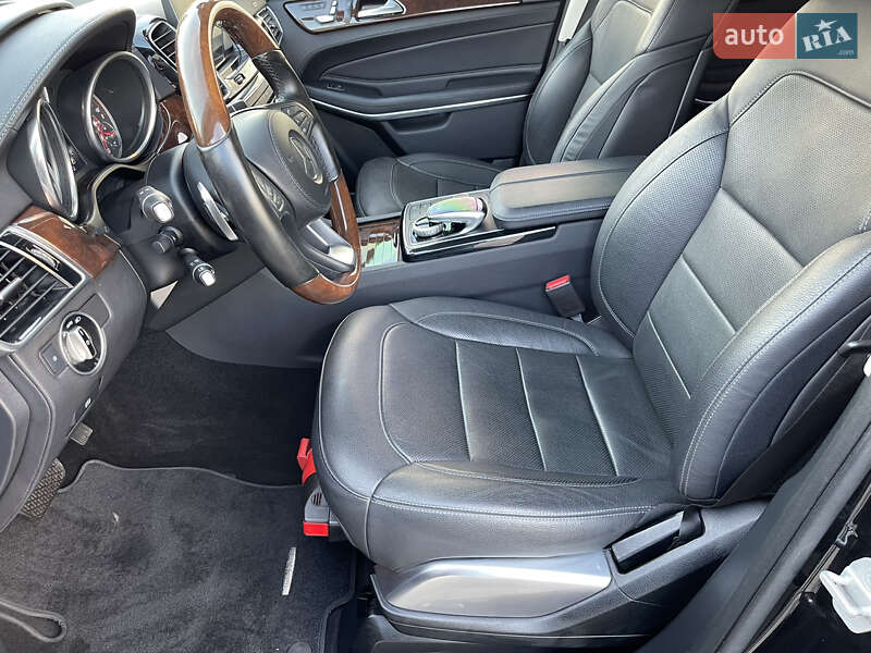 Внедорожник / Кроссовер Mercedes-Benz GLS-Class 2016 в Днепре фото 37 Внедорожник / Кроссовер Mercedes-Benz GLS-Class 2016 в Днепре