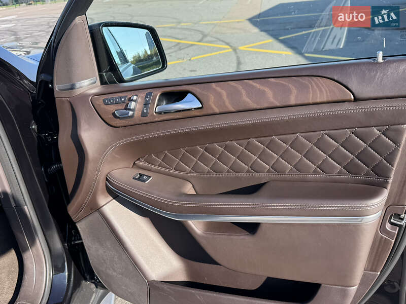 Внедорожник / Кроссовер Mercedes-Benz GLS-Class 2016 в Луцке фото 30 Внедорожник / Кроссовер Mercedes-Benz GLS-Class 2016 в Луцке