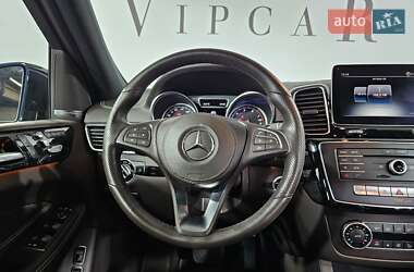 Позашляховик / Кросовер Mercedes-Benz GLS-Class 2018 в 
