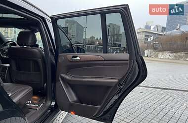 Позашляховик / Кросовер Mercedes-Benz GLS-Class 2019 в 