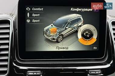 Позашляховик / Кросовер Mercedes-Benz GLS-Class 2017 в 
