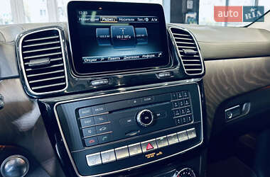 Позашляховик / Кросовер Mercedes-Benz GLS-Class 2016 в 