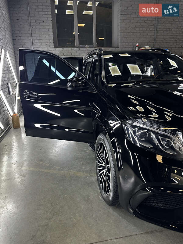 Внедорожник / Кроссовер Mercedes-Benz GLS-Class 2016 в Киеве