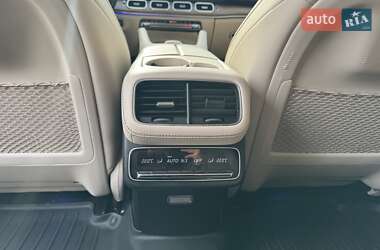 Позашляховик / Кросовер Mercedes-Benz GLS-Class 2021 в 