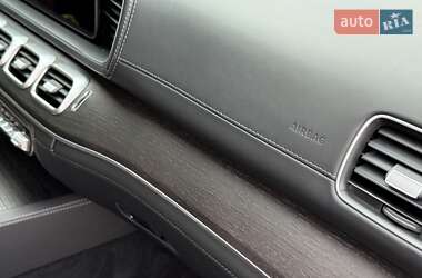 Позашляховик / Кросовер Mercedes-Benz GLS-Class 2021 в 