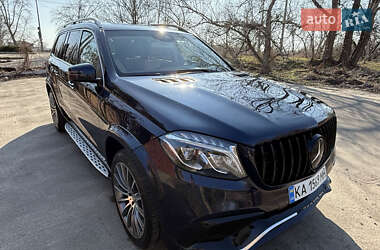 Позашляховик / Кросовер Mercedes-Benz GLS-Class 2017 в 