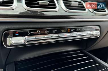 Позашляховик / Кросовер Mercedes-Benz GLS-Class 2019 в 