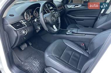 Позашляховик / Кросовер Mercedes-Benz GLS-Class 2016 в 