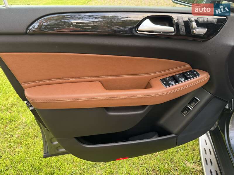 Позашляховик / Кросовер Mercedes-Benz GLS-Class 2019 в Полтаві