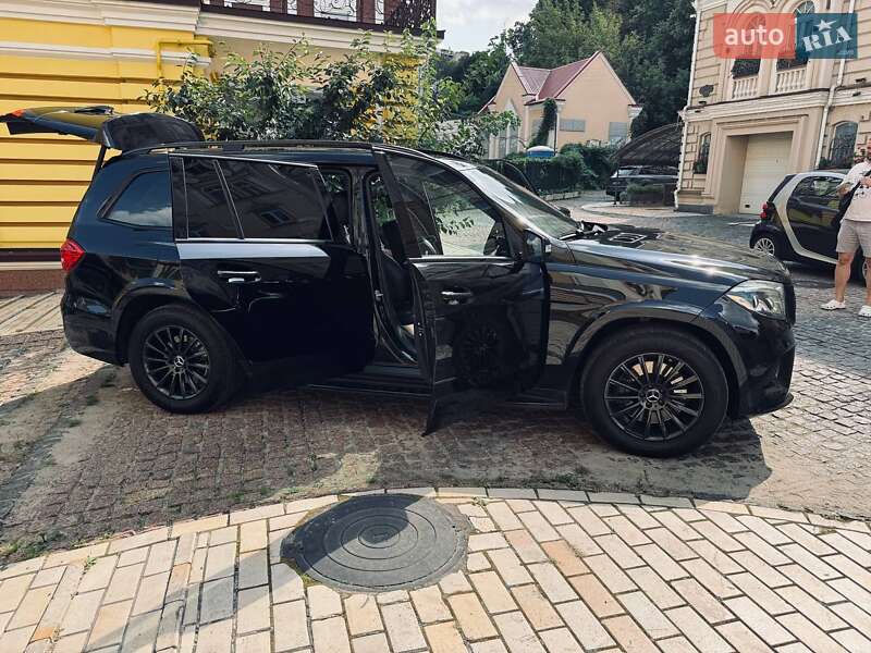 Позашляховик / Кросовер Mercedes-Benz GLS-Class 2016 в Києві фото 9 Позашляховик / Кросовер Mercedes-Benz GLS-Class 2016 в Києві