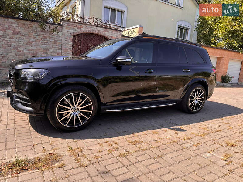 Mercedes-Benz GLS-Class 2023