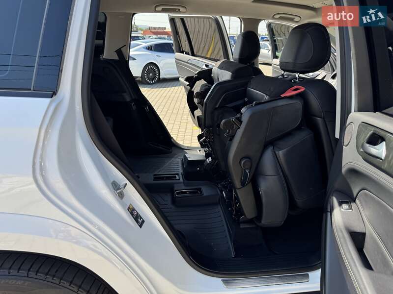 Позашляховик / Кросовер Mercedes-Benz GLS-Class 2016 в Чернівцях