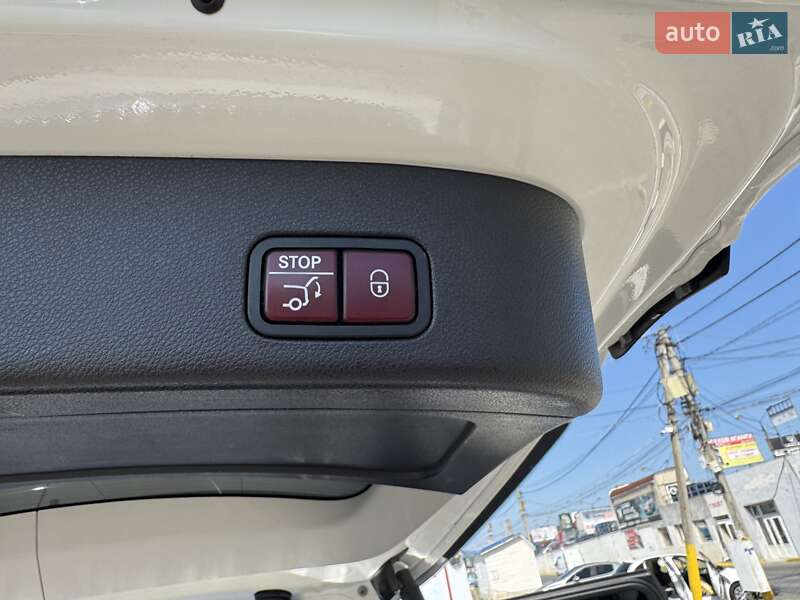 Позашляховик / Кросовер Mercedes-Benz GLS-Class 2016 в Чернівцях