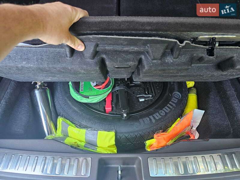 Позашляховик / Кросовер Mercedes-Benz GLS-Class 2018 в Києві фото 29 Позашляховик / Кросовер Mercedes-Benz GLS-Class 2018 в Києві