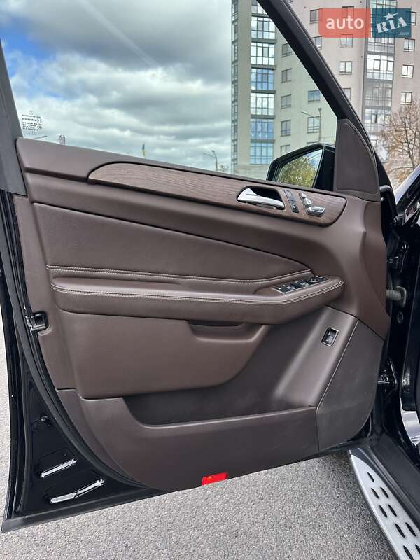 Внедорожник / Кроссовер Mercedes-Benz GLS-Class 2017 в Киеве фото 23 Внедорожник / Кроссовер Mercedes-Benz GLS-Class 2017 в Киеве