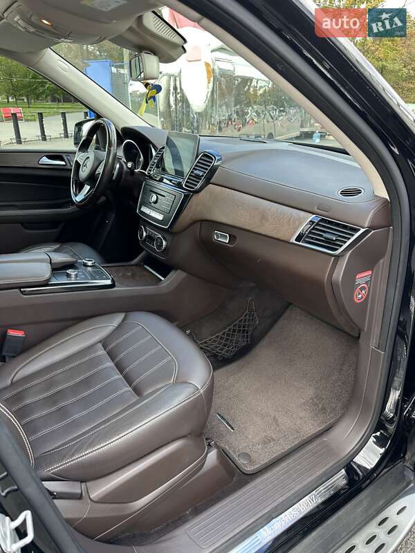 Внедорожник / Кроссовер Mercedes-Benz GLS-Class 2017 в Киеве фото 38 Внедорожник / Кроссовер Mercedes-Benz GLS-Class 2017 в Киеве