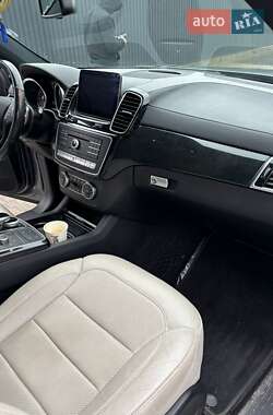 Внедорожник / Кроссовер Mercedes-Benz GLS-Class 2017 в 