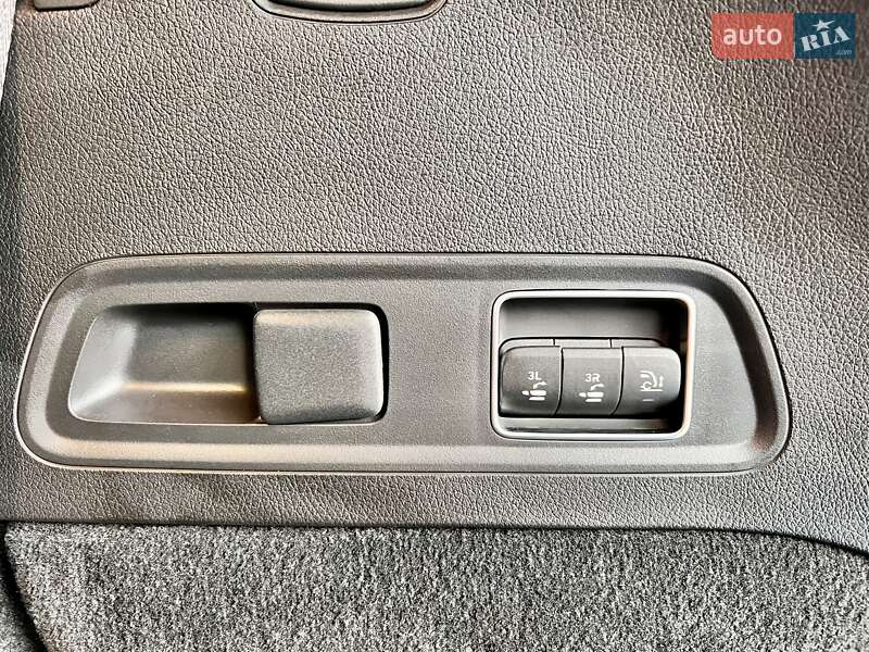 Внедорожник / Кроссовер Mercedes-Benz GLS-Class 2023 в Киеве фото 19 Внедорожник / Кроссовер Mercedes-Benz GLS-Class 2023 в Киеве