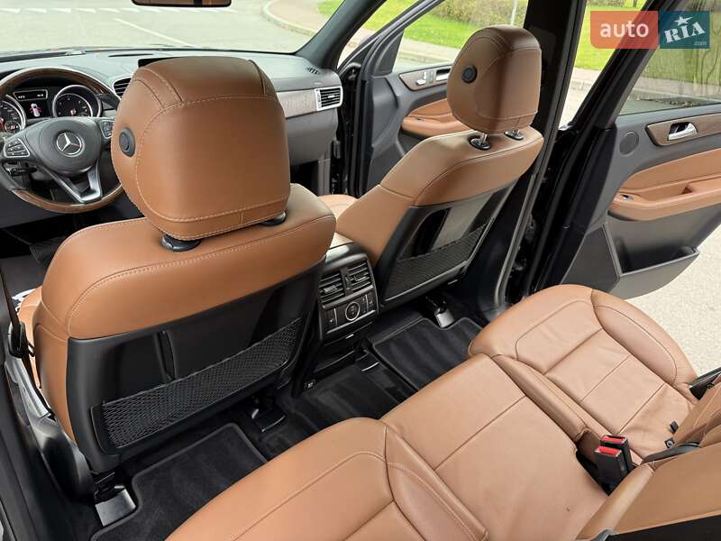 Внедорожник / Кроссовер Mercedes-Benz GLS-Class 2017 в Киеве фото 49 Внедорожник / Кроссовер Mercedes-Benz GLS-Class 2017 в Киеве