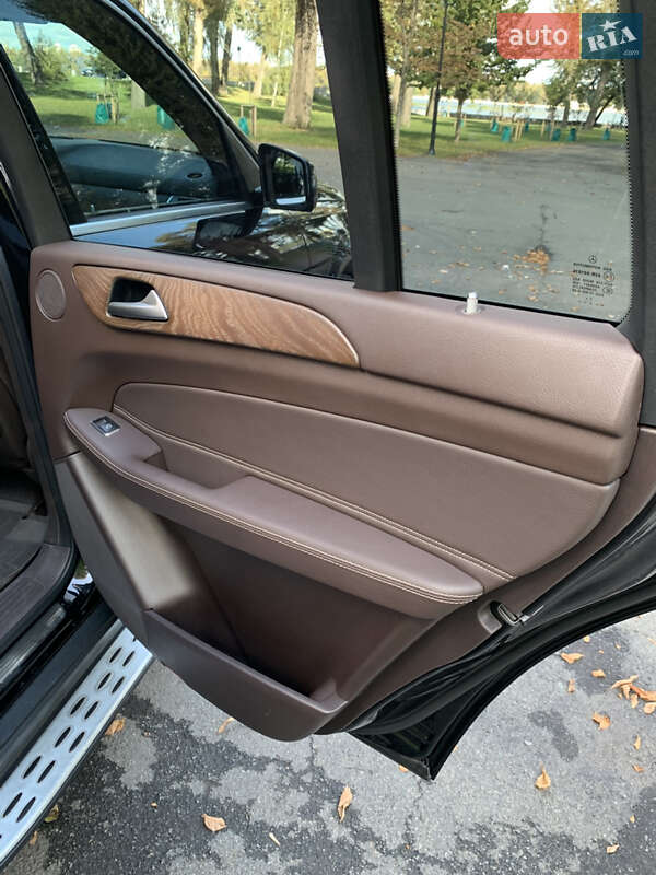 Внедорожник / Кроссовер Mercedes-Benz GLS-Class 2018 в Киеве фото 26 Внедорожник / Кроссовер Mercedes-Benz GLS-Class 2018 в Киеве