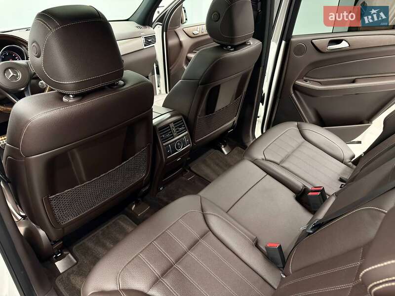 Внедорожник / Кроссовер Mercedes-Benz GLS-Class 2018 в Киеве фото 37 Внедорожник / Кроссовер Mercedes-Benz GLS-Class 2018 в Киеве