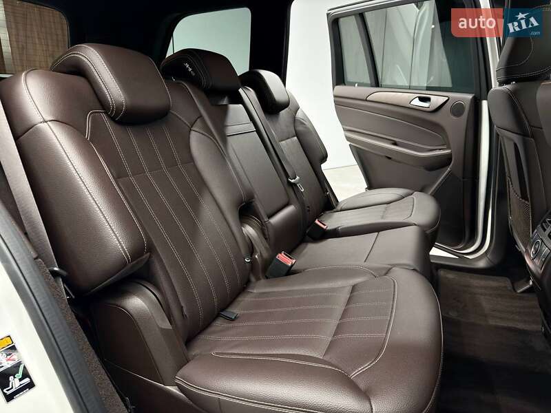 Внедорожник / Кроссовер Mercedes-Benz GLS-Class 2018 в Киеве фото 41 Внедорожник / Кроссовер Mercedes-Benz GLS-Class 2018 в Киеве