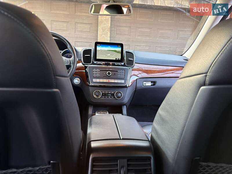 Внедорожник / Кроссовер Mercedes-Benz GLS-Class 2017 в Днепре фото 17 Внедорожник / Кроссовер Mercedes-Benz GLS-Class 2017 в Днепре