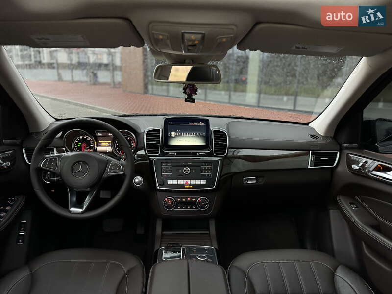 Позашляховик / Кросовер Mercedes-Benz GLS-Class 2016 в Рівному