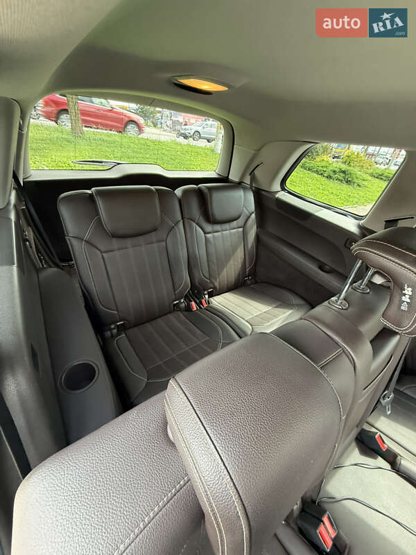 Внедорожник / Кроссовер Mercedes-Benz GLS-Class 2016 в Софиевской Борщаговке